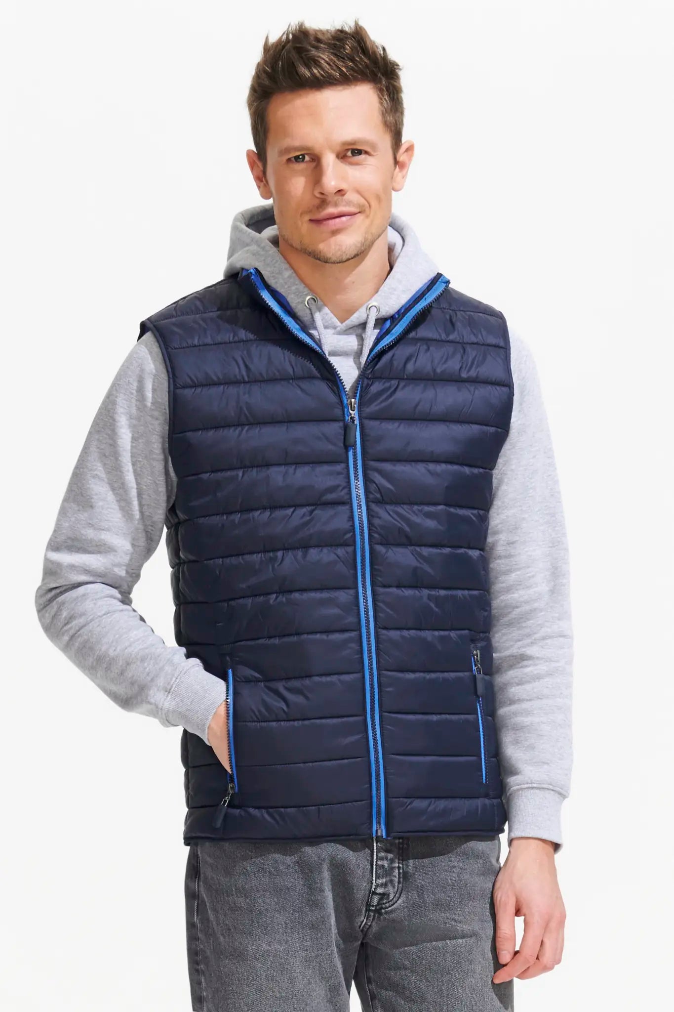 9c29955b3be04a547e9f8b489d694d1d