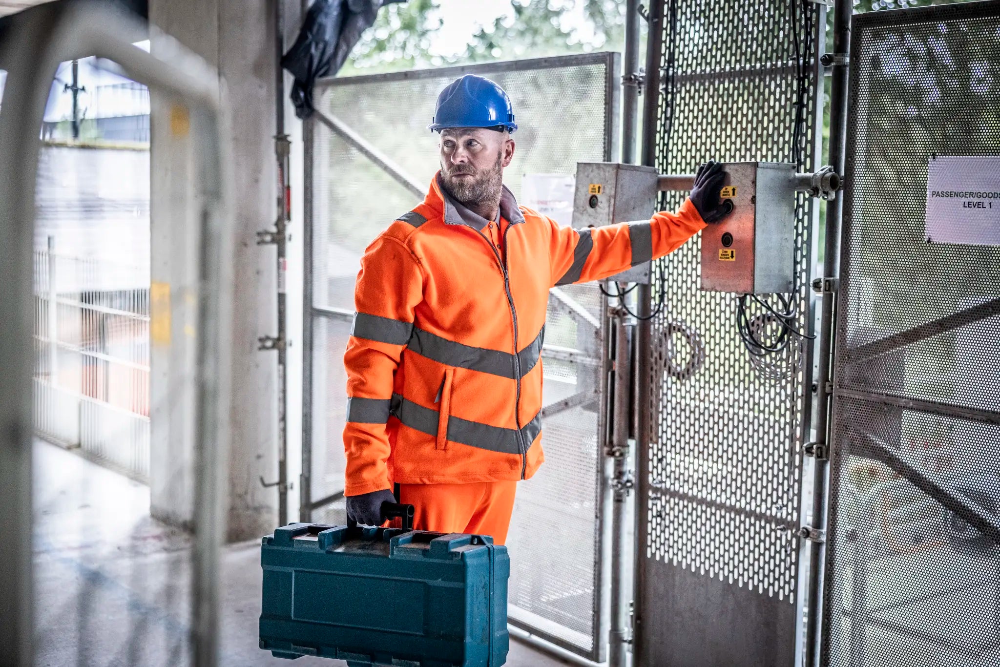 f1e02cd637464486a3deaa107053b990