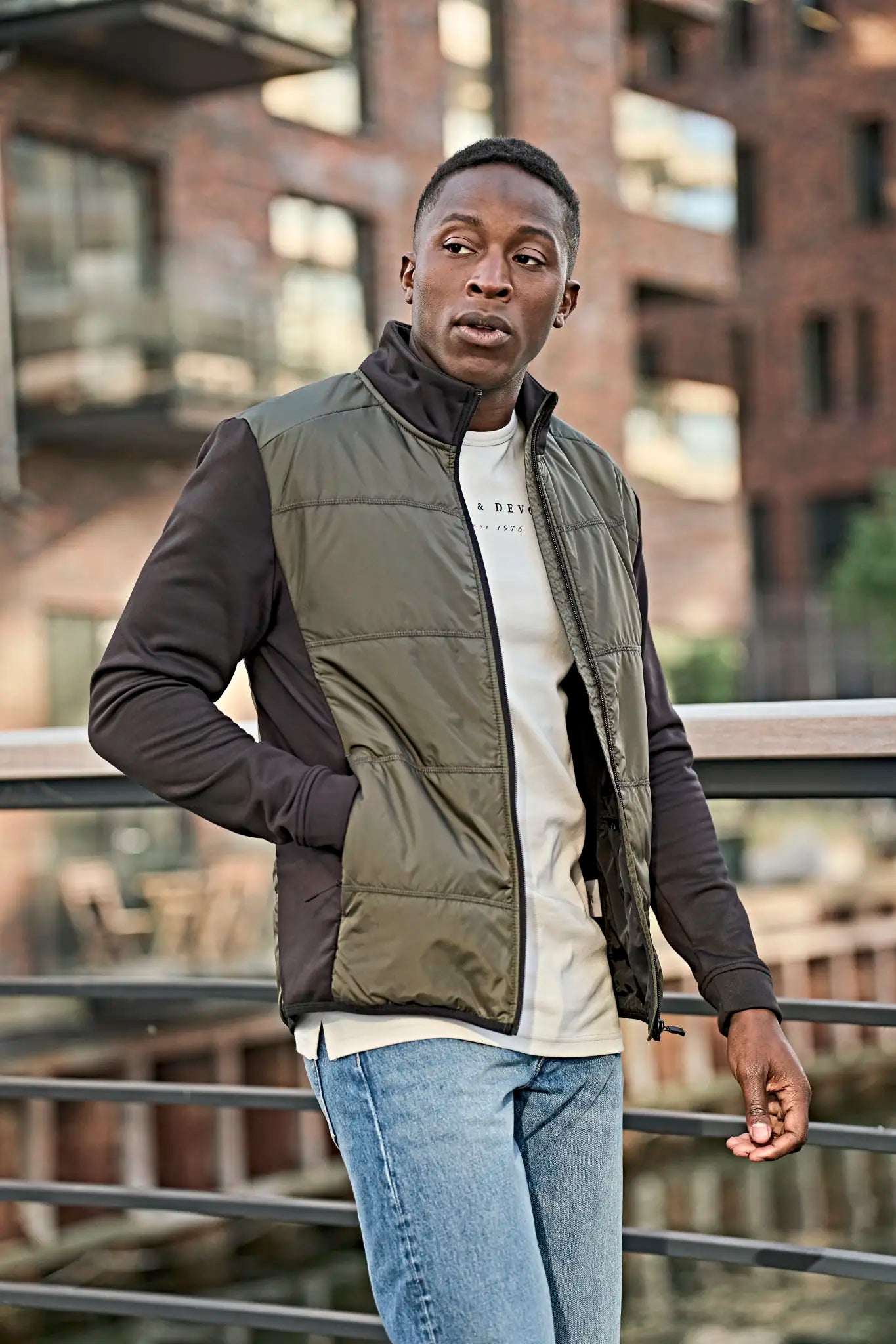 all-groups Men's Hybrid Stretch Jacket