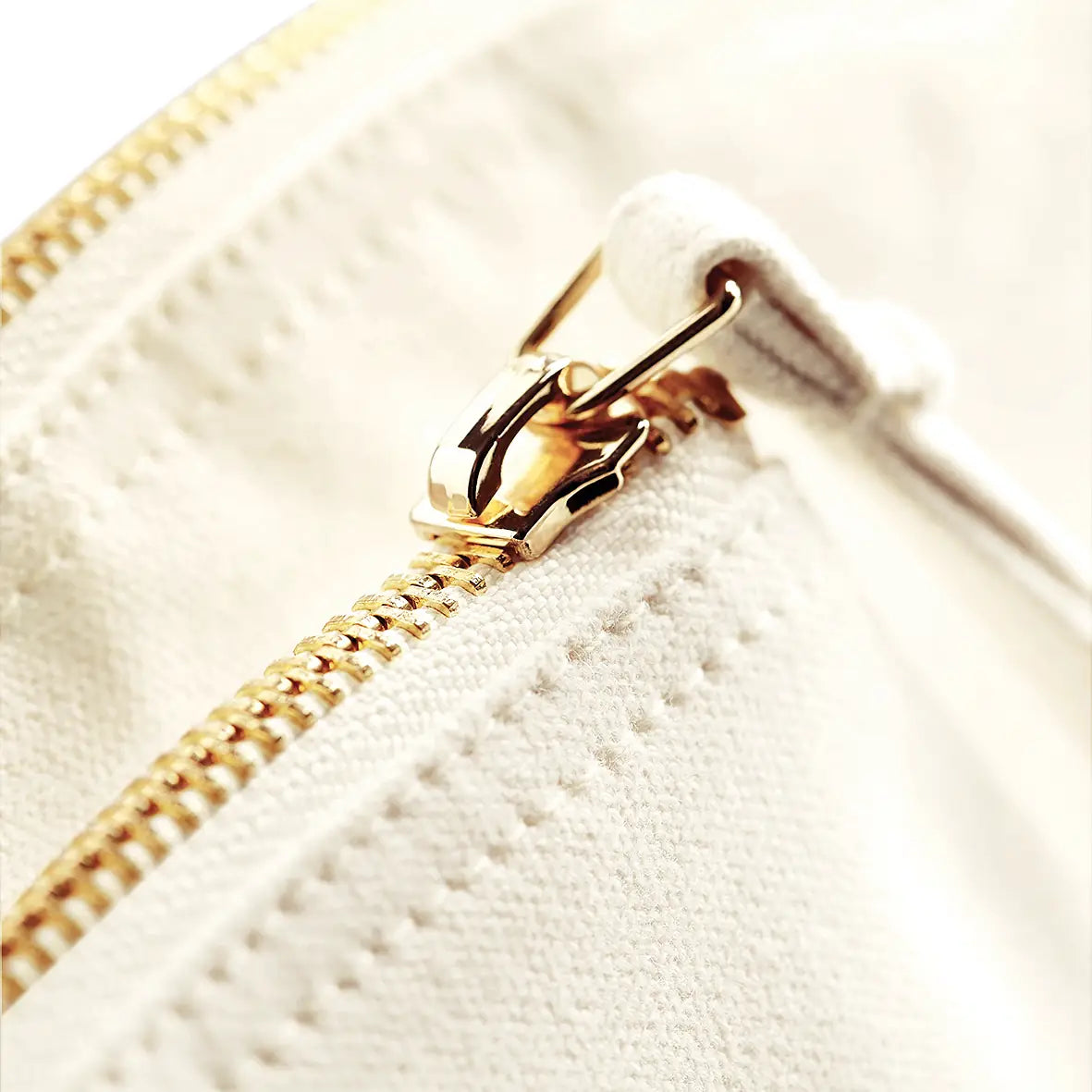 1bb5f4b897c46d144f50d4c996e89b93